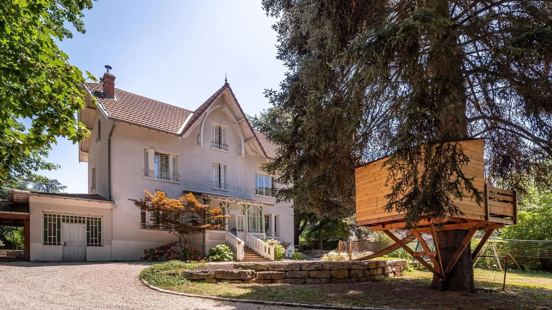 La Cloche - Family House With Pool Ang Garden Villa Tassin-la-Demi-Lune Fransa